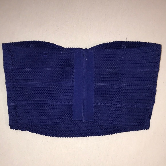 Bandaged cropped top - Picture 3 of 4